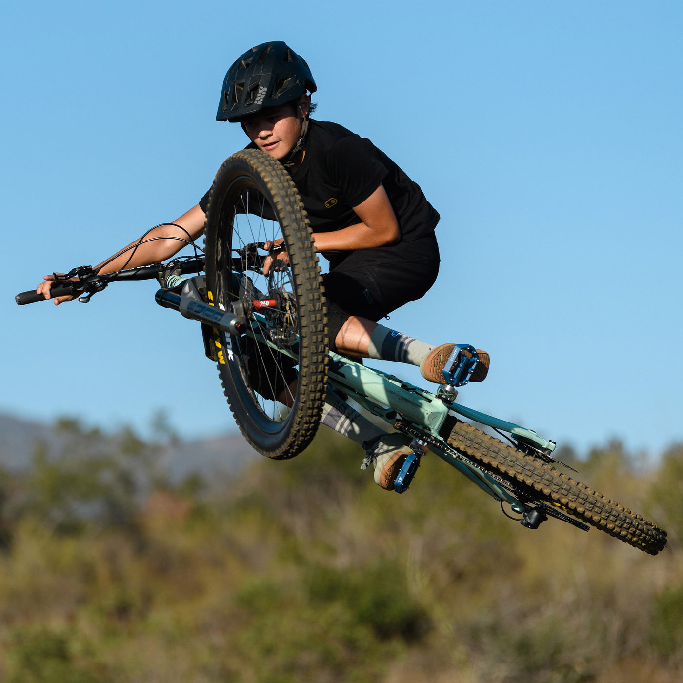 Stamp 1 Gen 2 Large Composite Flat Pedals Crankbrothers stamp-1-gen-2-large-composite-flat-pedals-crankbrothers